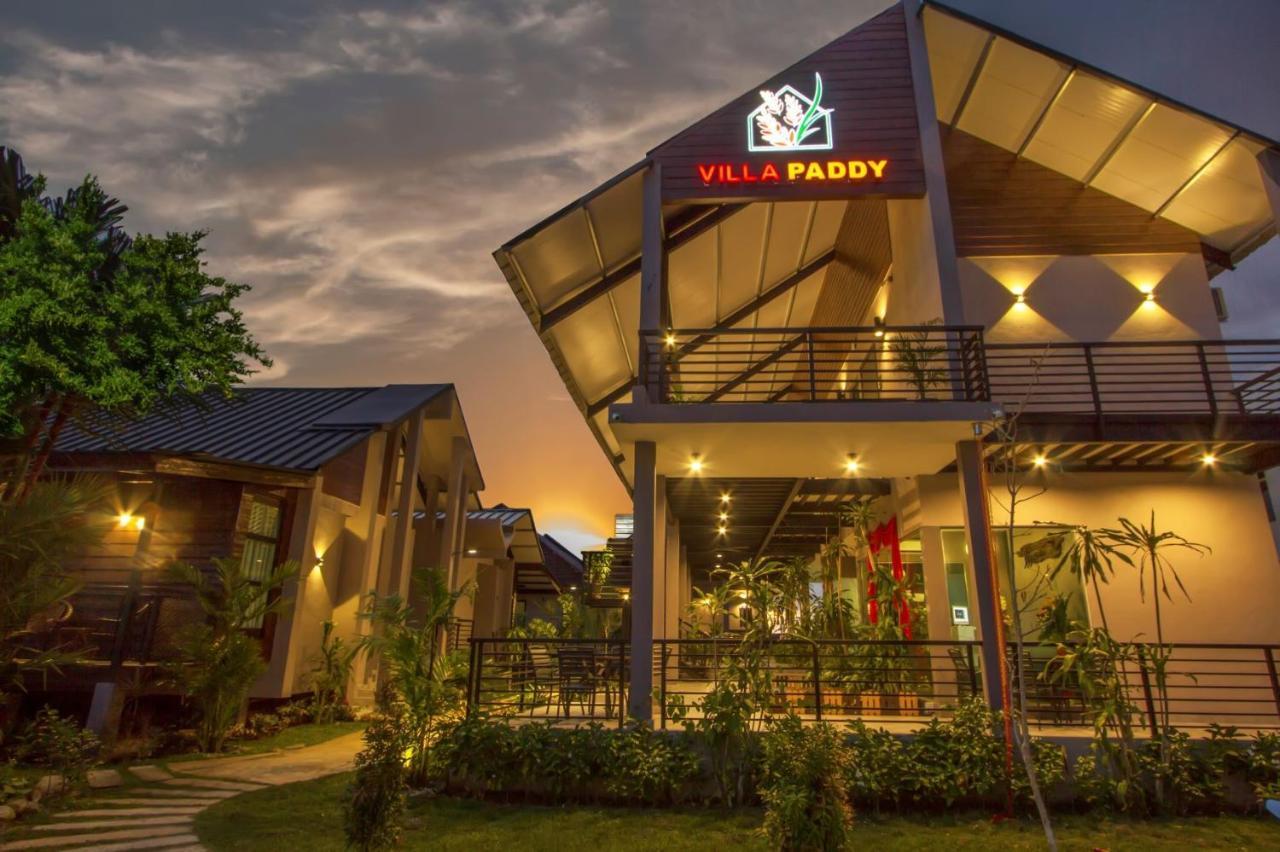 Villa Paddy Padang Mat Sirat Luaran gambar
