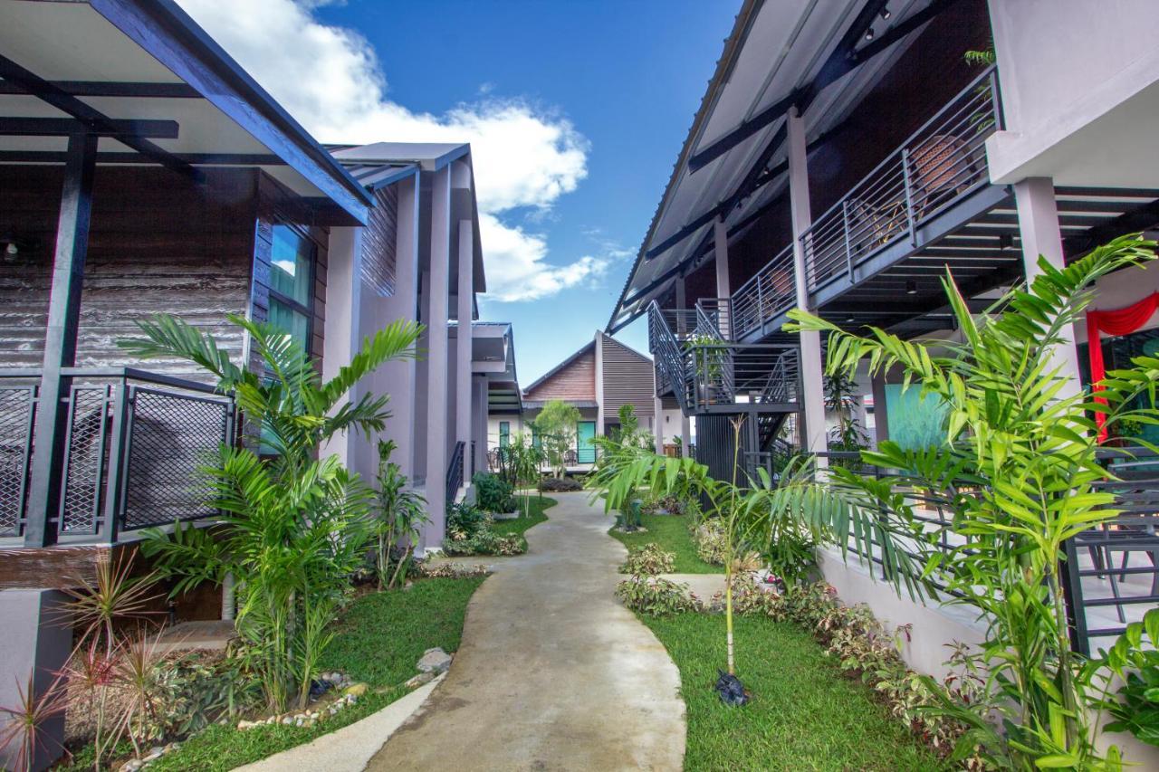 Villa Paddy Padang Mat Sirat Luaran gambar